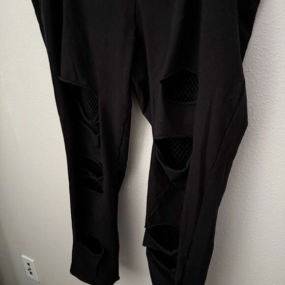 TORRID | Black Full-Length Mesh Slit Pocket Leggings Fishnet Distressed | 6 (6X) - Picture 9 of 10